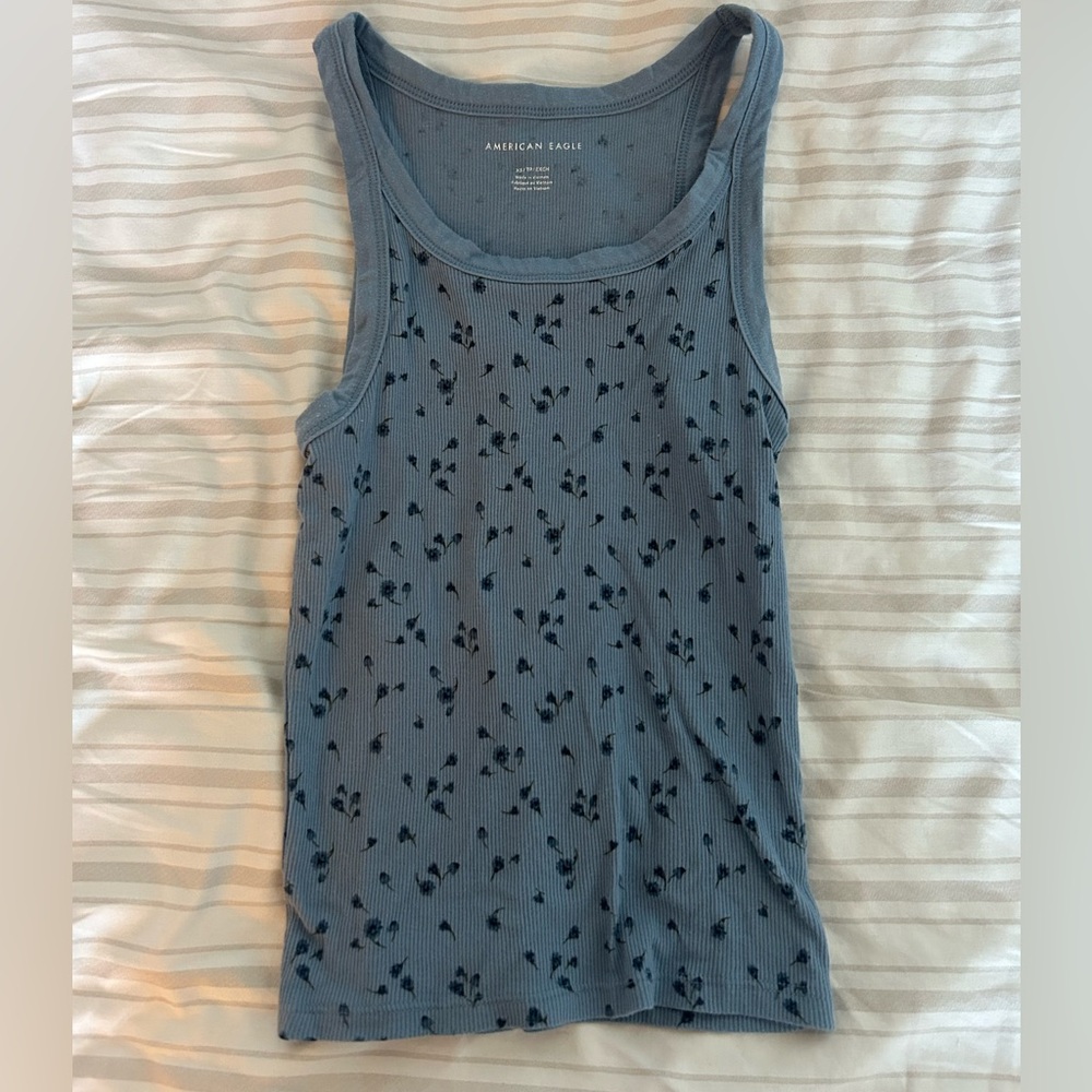American Eagle Light Blue Floral tank top